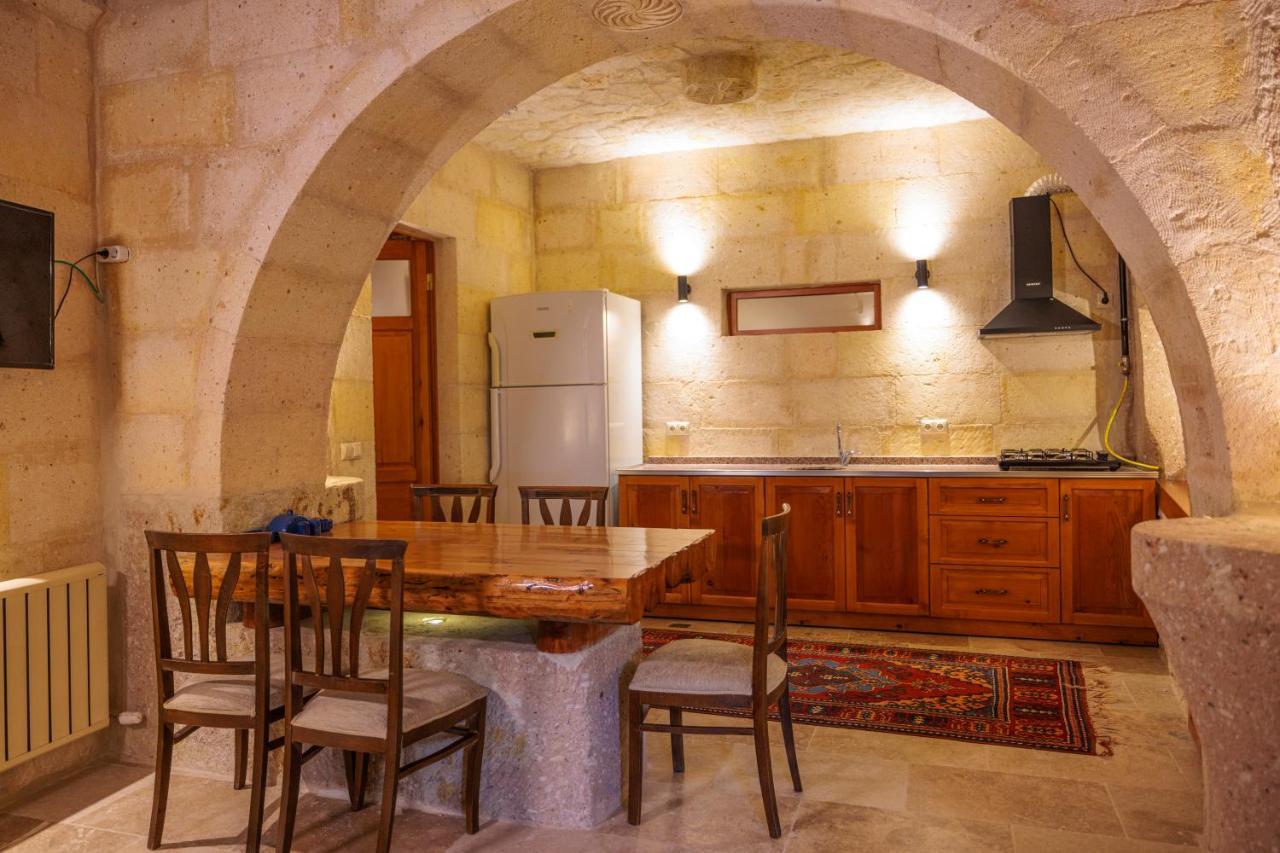 אורגופ Canyon Cave Hotel מראה חיצוני תמונה